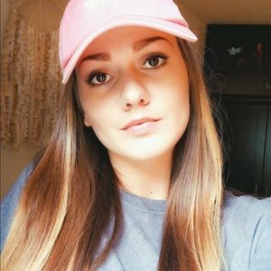 Meet your Posher, Bakker